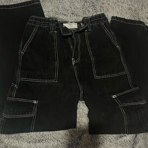Ardene black and white denim cargo size 5 pants